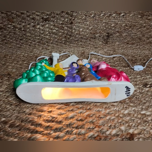 Vintage Atlantic Mold Hand Painted Christmas Carolers Ceramic Light-Up Tree - Picture 7 of 9